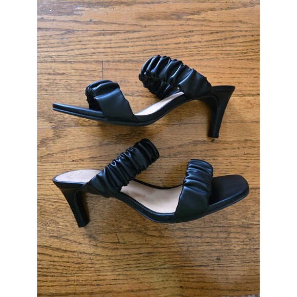 Abercrombie & Fitch Womens Faux Leather Black Strappy Kitten Heel Sandals Size 8 - Picture 4 of 8